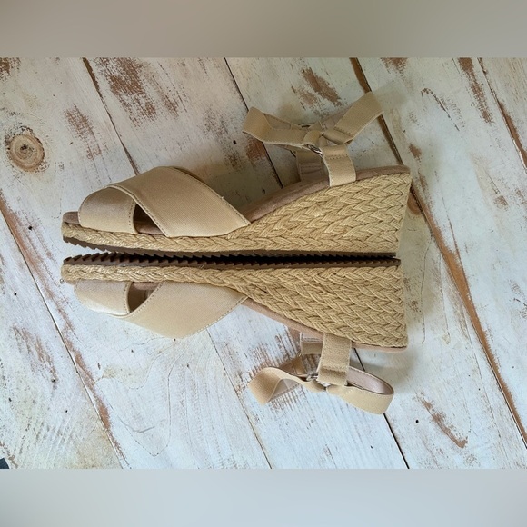 ANN KLEIN Ellis sandal wedge espadrille neutral summer party wedding sz 10 NWOB - Picture 12 of 16
